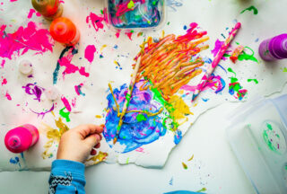 Hvor får du inspiration til kreative ting du kan lave med børnene? Her er 12 gode bud